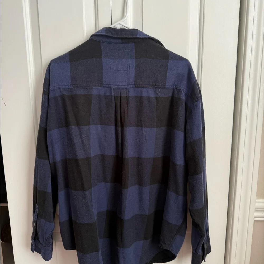 AE Women’s Blue and Black Flannel - Picture 6 of 7